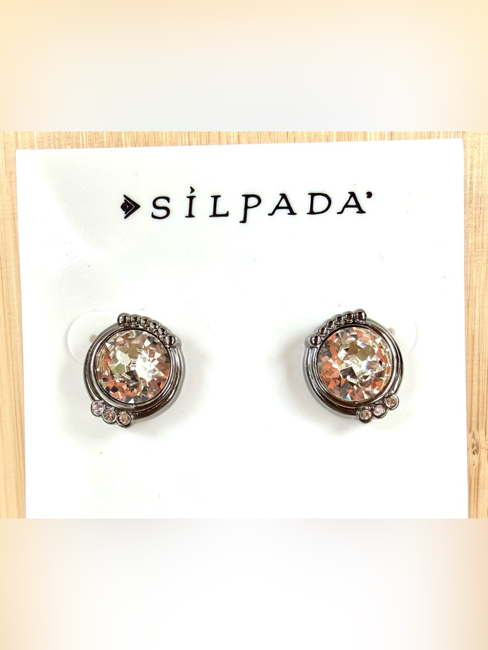 Silpada K&R Glamour Swarovski Crystal Hematite Plated Earrings